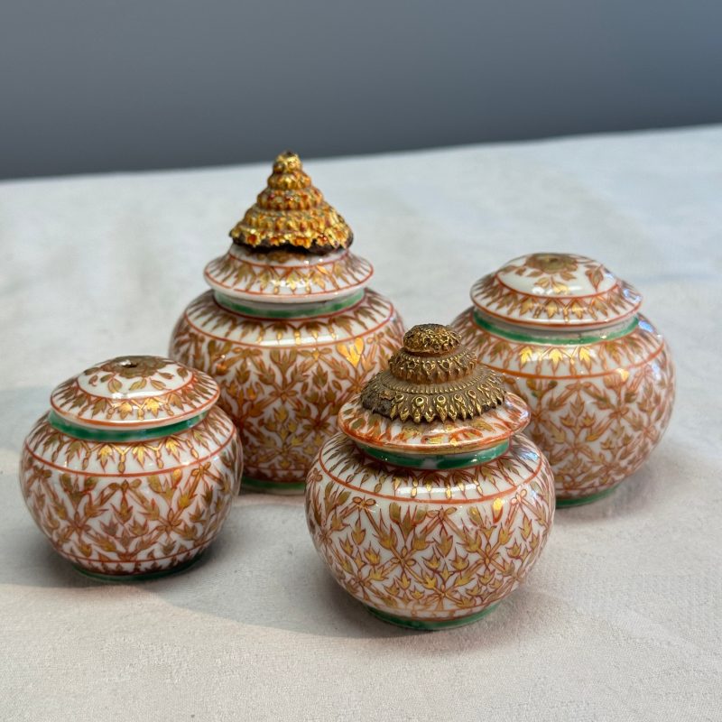 A group of nine Chinese Bencharong wares for the Thai market - 图68