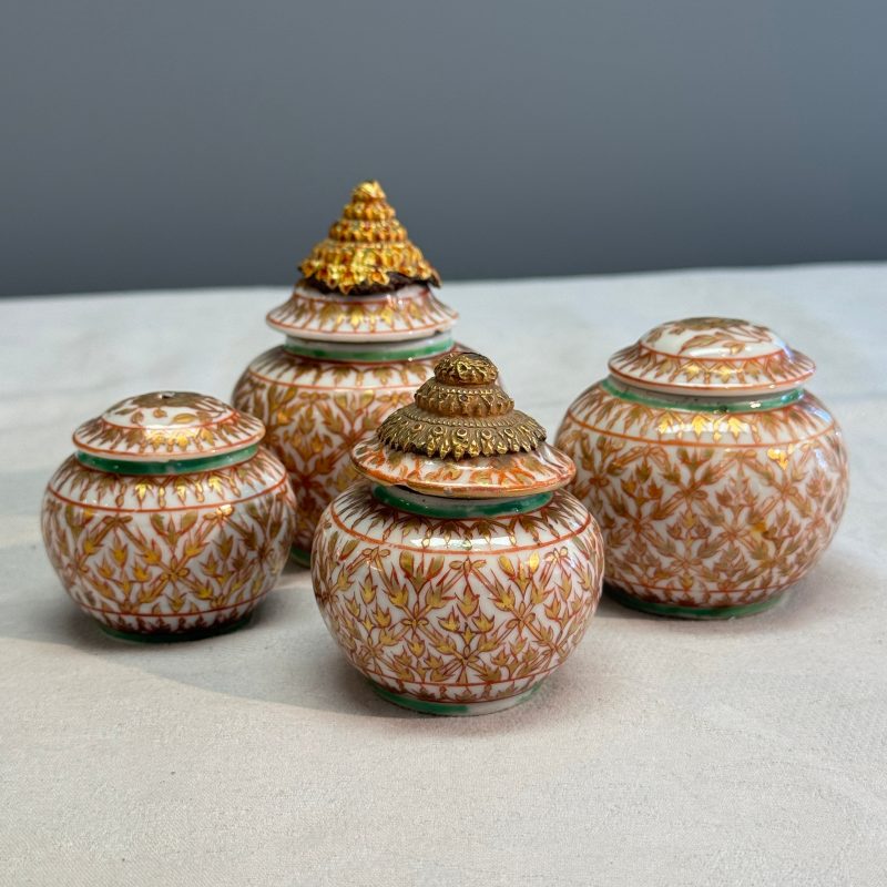 A group of nine Chinese Bencharong wares for the Thai market - 图67