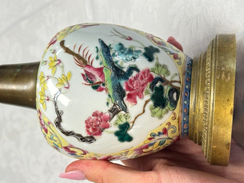 Four Chinese famille rose wares - 图69