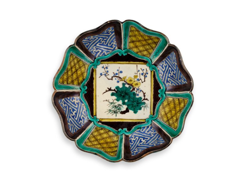 A porcelain dish, Fuku mark, Kutani type, Yoshidaya kiln, Hizen, Edo period, circa 1824-31 | 色絵松竹梅文輪花鉢　九谷　吉田屋　江戸時代後期　1824-31年