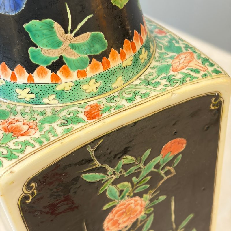 A Chinese famille noire square vase with birds among flowering branches - 图19