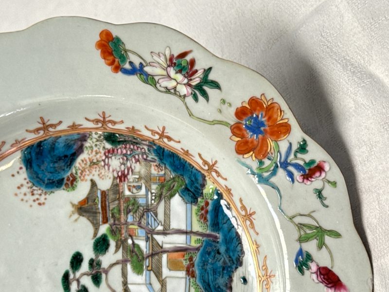 Four Chinese famille rose 'Riverscape' plates - 图35
