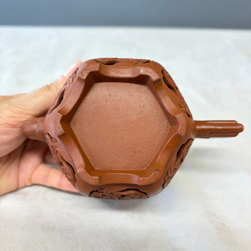 A Chinese Yixing stoneware openworked double-walled teapot and cover with floral design - 图23