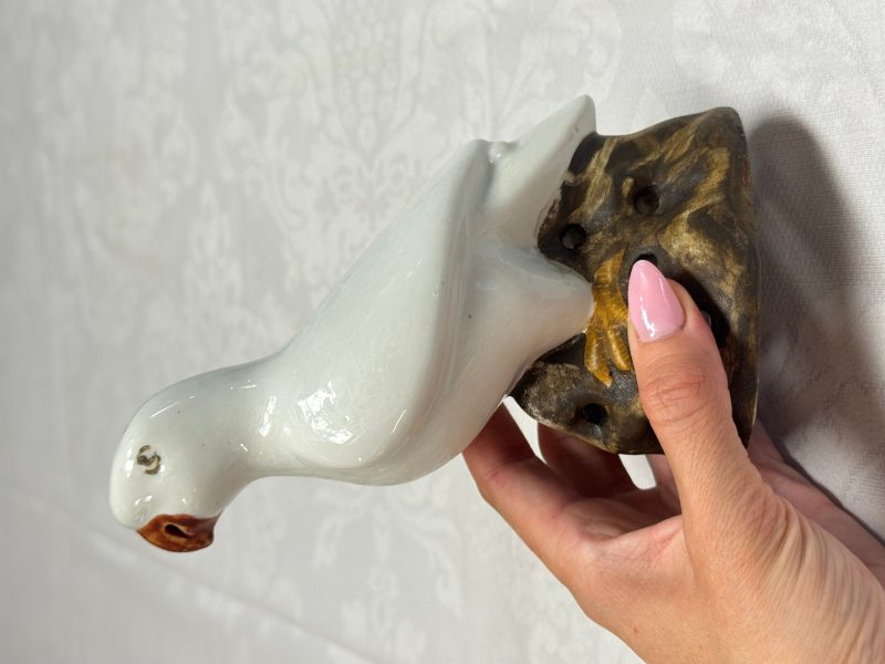 Three pairs of Chinese white-glazed birds - 图25