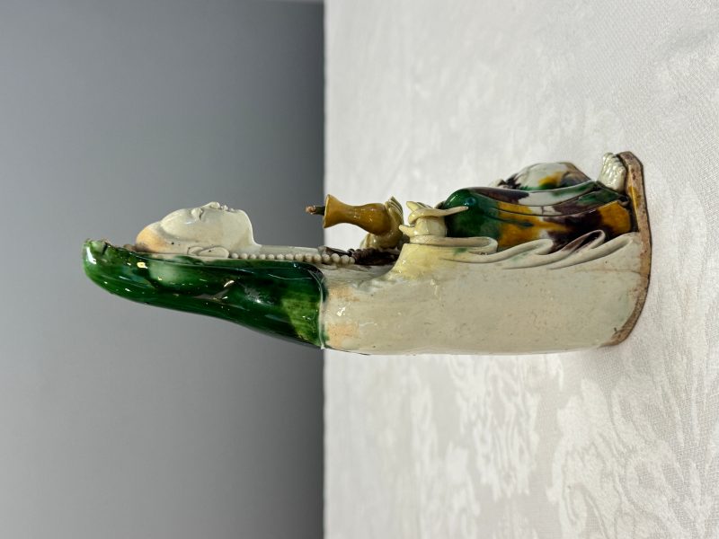 A Chinese famille verte sancai biscuit model of Guanyin - 图11