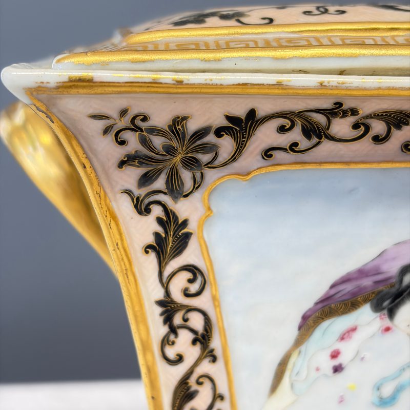 A pair of extremely rare Chinese Canton famille rose bough pots - 图23