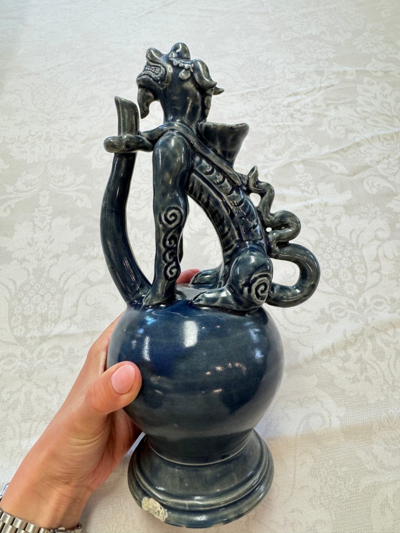 A Vietnamese or Annamese blue-glazed 'Qilin' ewer - 图8