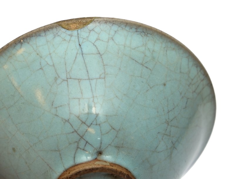 A Junyao light-blue-glazed bowl - 图8