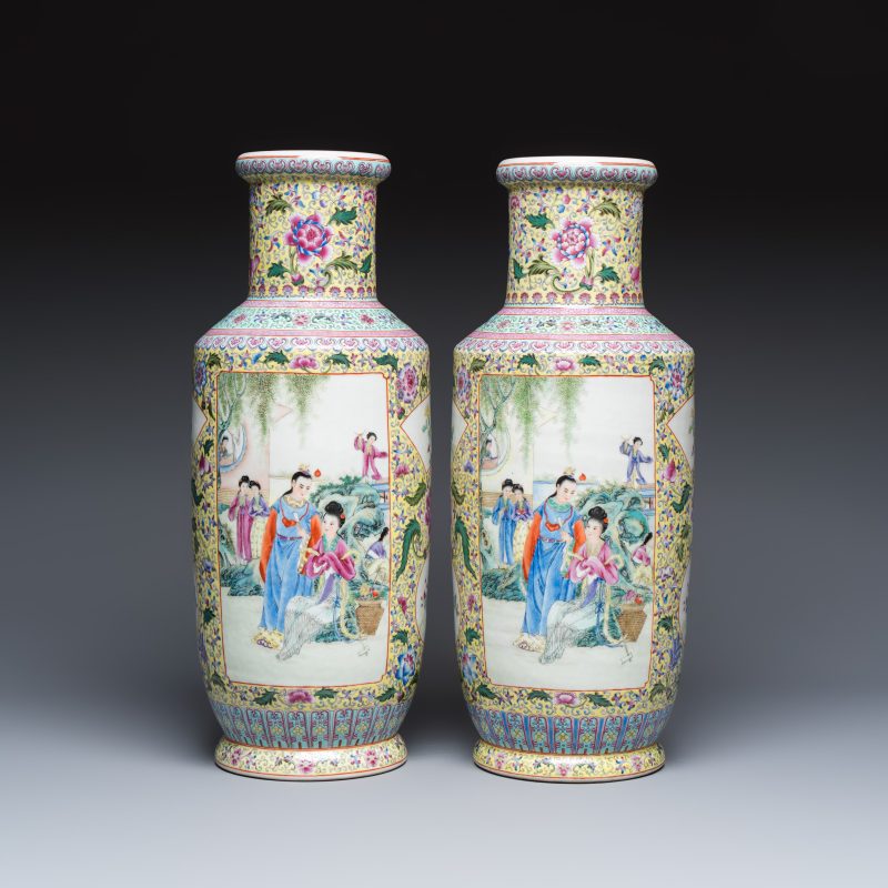 A pair of Chinese famille rose vases with figural design - 图4