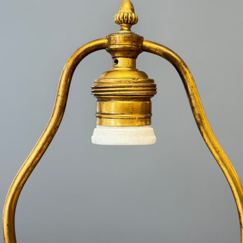 A Chinese famille rose stand, later mounted as lamp - 图9