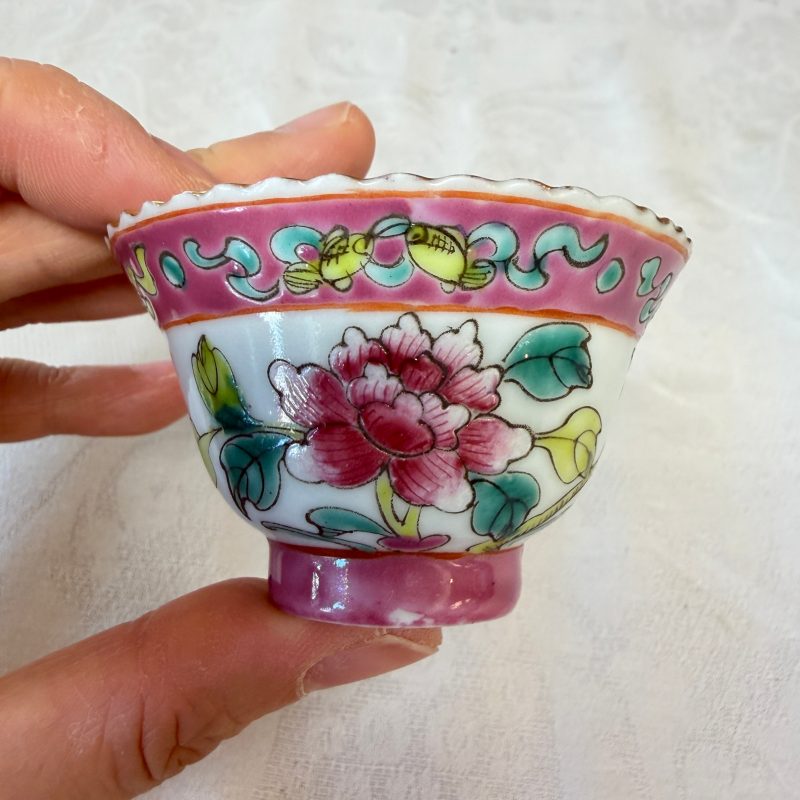 16 Chinese famille rose wares for the Straits or Peranakan market - 图71