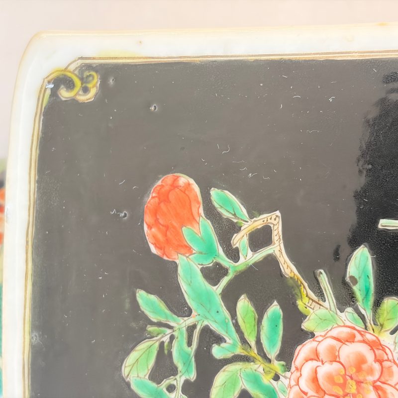 A Chinese famille noire square vase with birds among flowering branches - 图23
