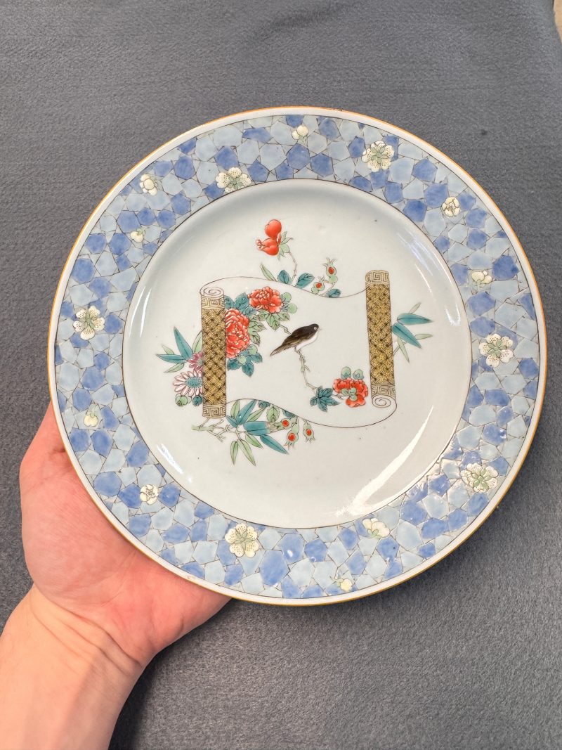 A Chinese famille rose ruby-back plate with a bird on a blossoming branch - 图4