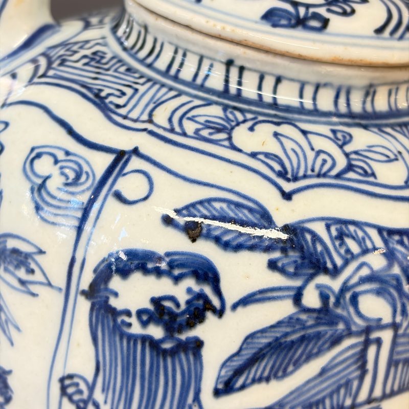 A Chinese blue and white 'Buddhist Lion' wine pot and cover - 图19