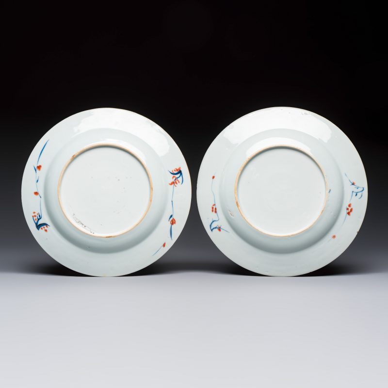 A pair of Chinese verte-Imari 'Governor Duff' plates - 图2