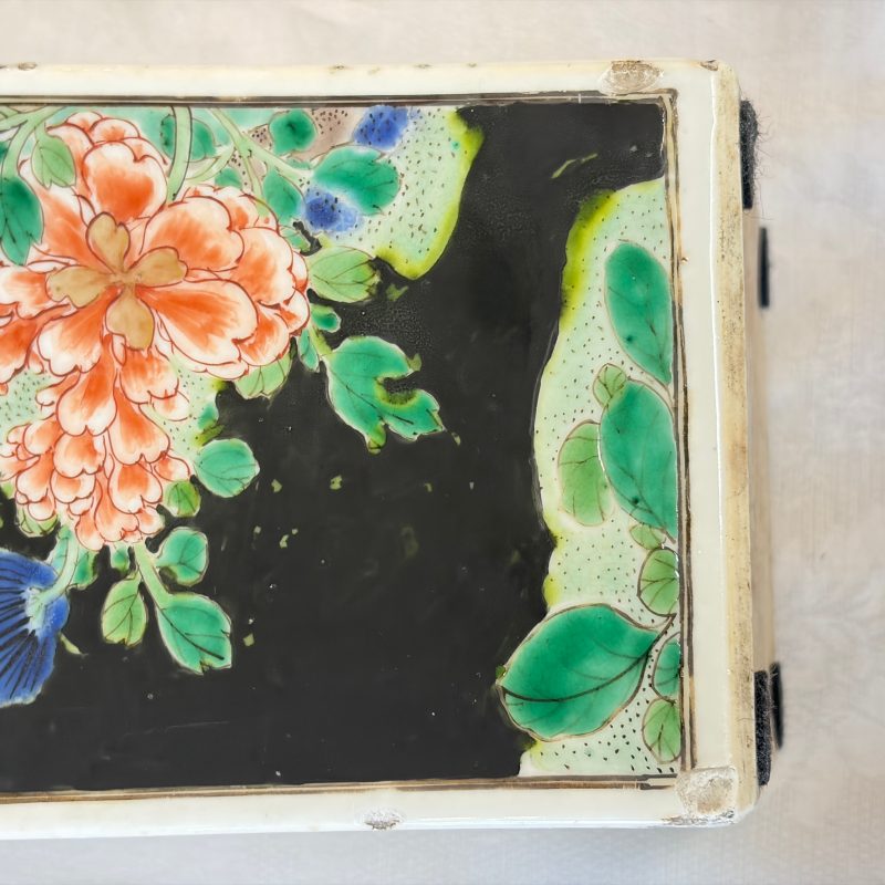 A Chinese famille noire square vase with birds among flowering branches - 图26