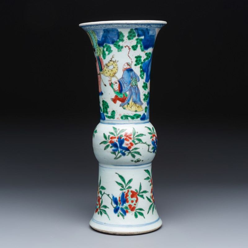 A Chinese wucai 'Gu' vase with Sanxing design - 图2