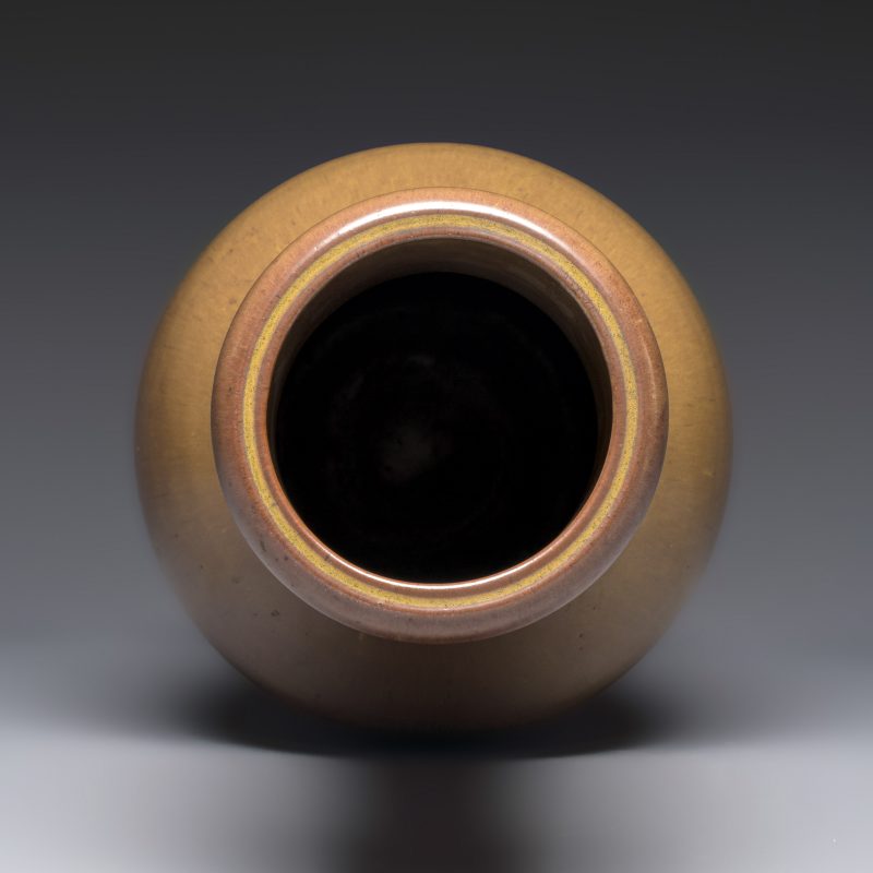 A Chinese teadust-glazed vase - 图5