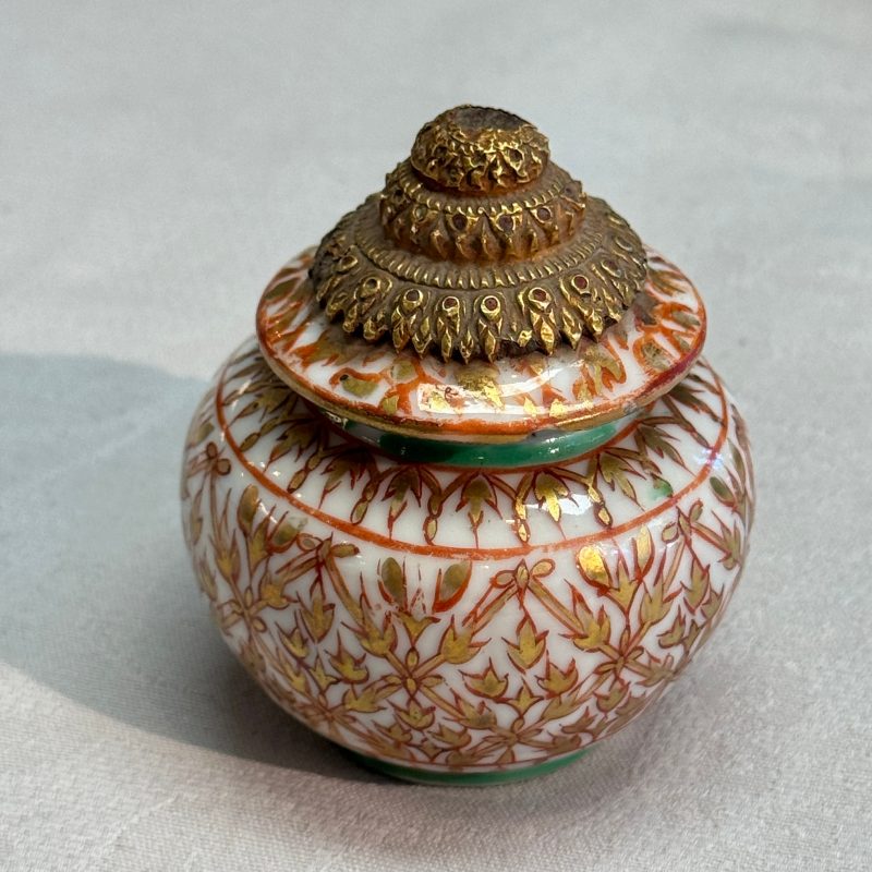 A group of nine Chinese Bencharong wares for the Thai market - 图78