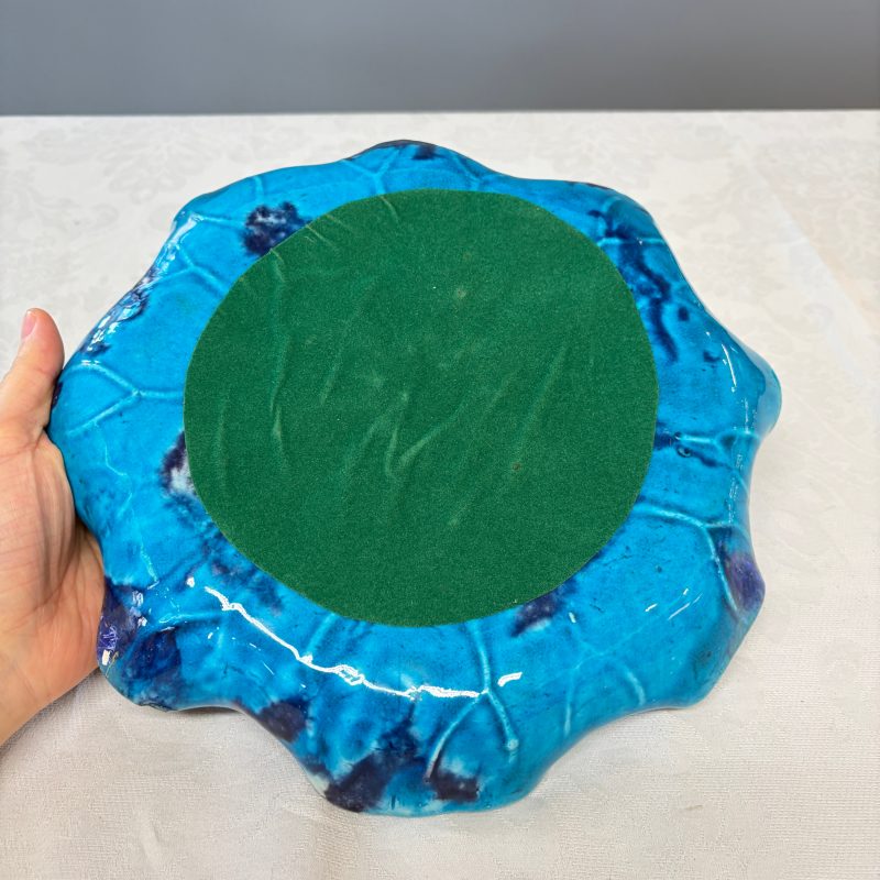 A Chinese turquoise-glazed purple-splashed 'Lotus Leaf' dish - 图12