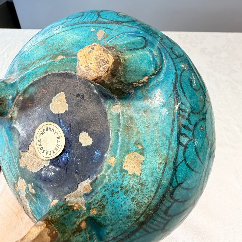 A Chinese peacock-blue-glazed tripod incense burner with wooden cover - 图30