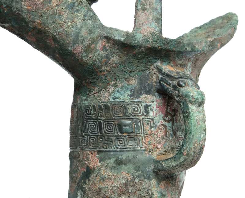 An archaic inscribed bronze ritual wine vessel, Jue - 图9