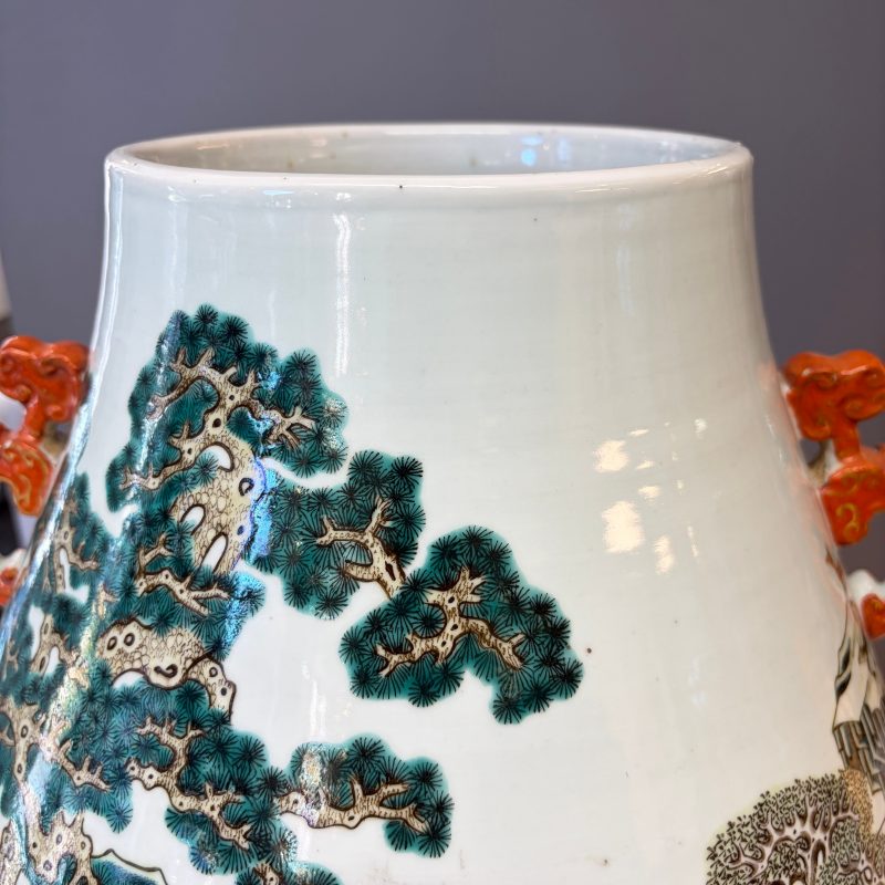 A large Chinese famille rose '100 deer' 'hu' vase - 图10