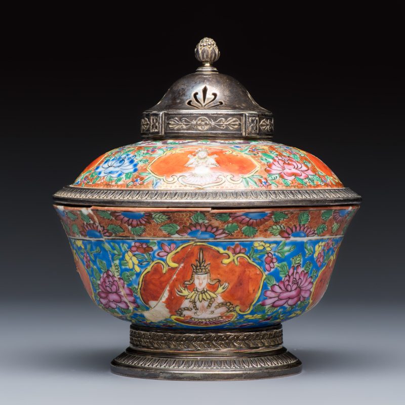 A group of nine Chinese Bencharong wares for the Thai market - 图5
