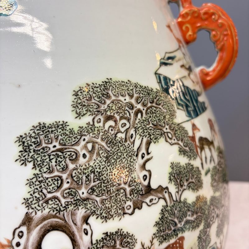 A large Chinese famille rose '100 deer' 'hu' vase - 图14