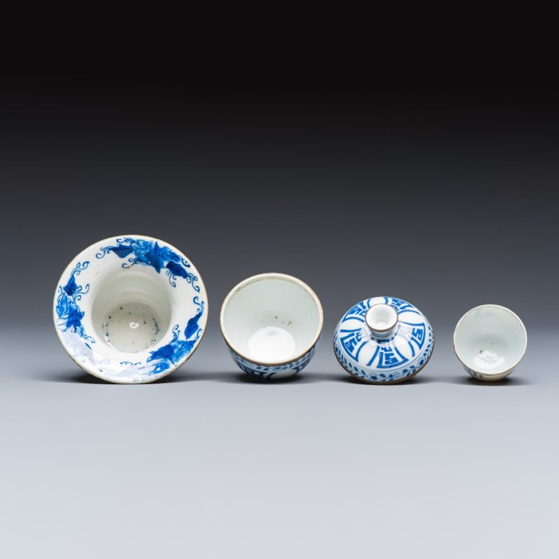 Nine Chinese blue and white wares for the Southeast Asian market, including Bleu de Hue - 图20