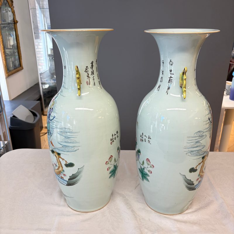 A pair of Chinese famille rose 'Immortals' vases - 图11