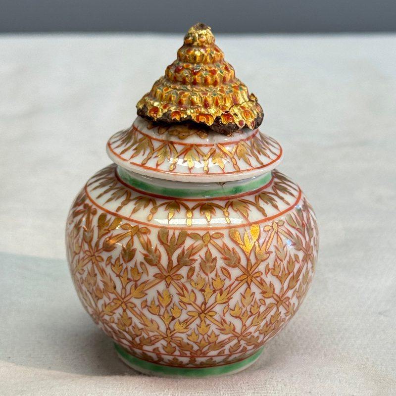 A group of nine Chinese Bencharong wares for the Thai market - 图90