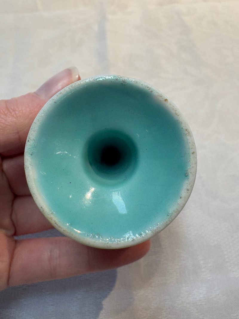 A pair of rare Chinese famille rose lotus-shaped stem cups - 图14