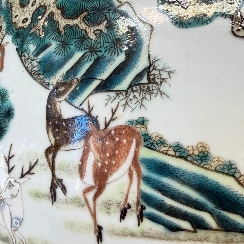 A large Chinese famille rose '100 deer' 'hu' vase - 图20