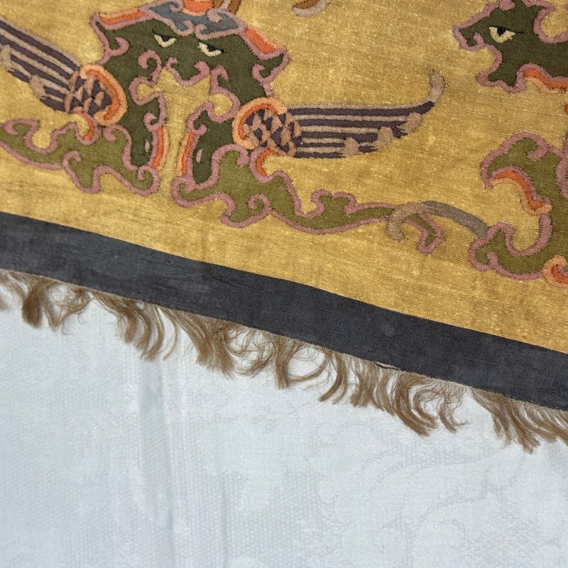 A Chinese kesi panel with floral design - 图9