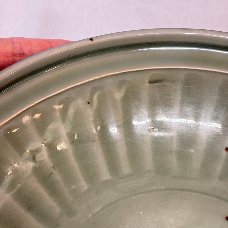 A Chinese Longquan celadon dish with incised floral design - 图6