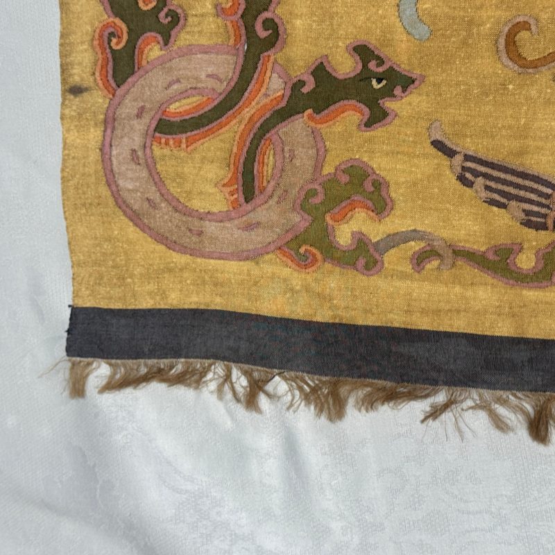 A Chinese kesi panel with floral design - 图10
