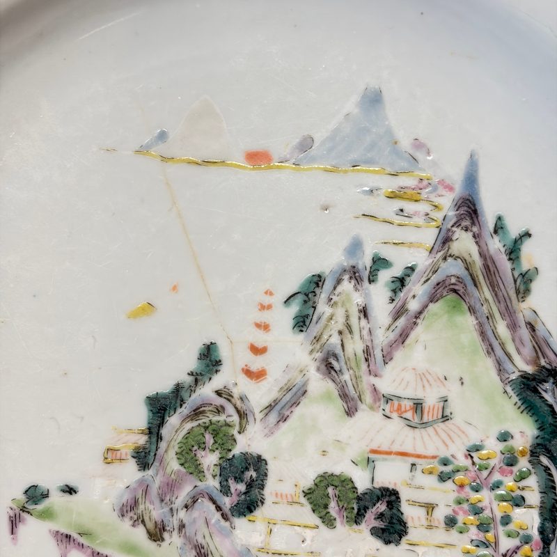 A collection of 13 Chinese famille rose 'Landscape' plates and dishes - 图123