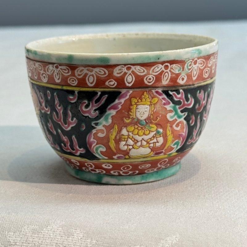 A group of nine Chinese Bencharong wares for the Thai market - 图99