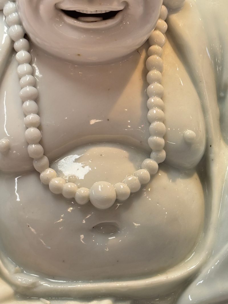 A Chinese Dehua blanc de Chine Milefo Buddha - 图10