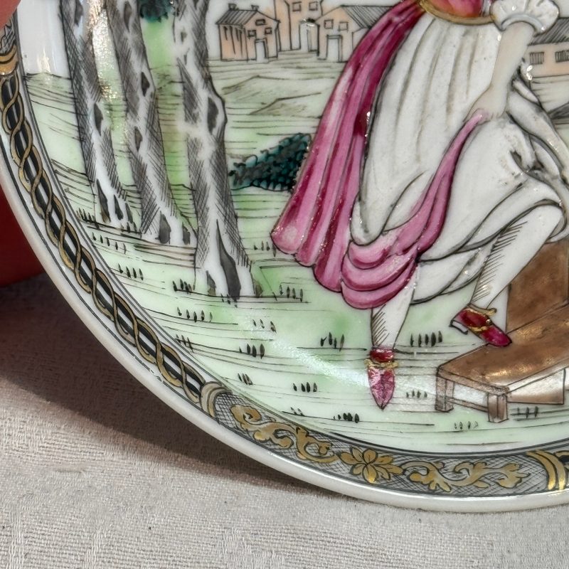 A pair of Chinese famille rose 'Milkmaid' saucers - 图19