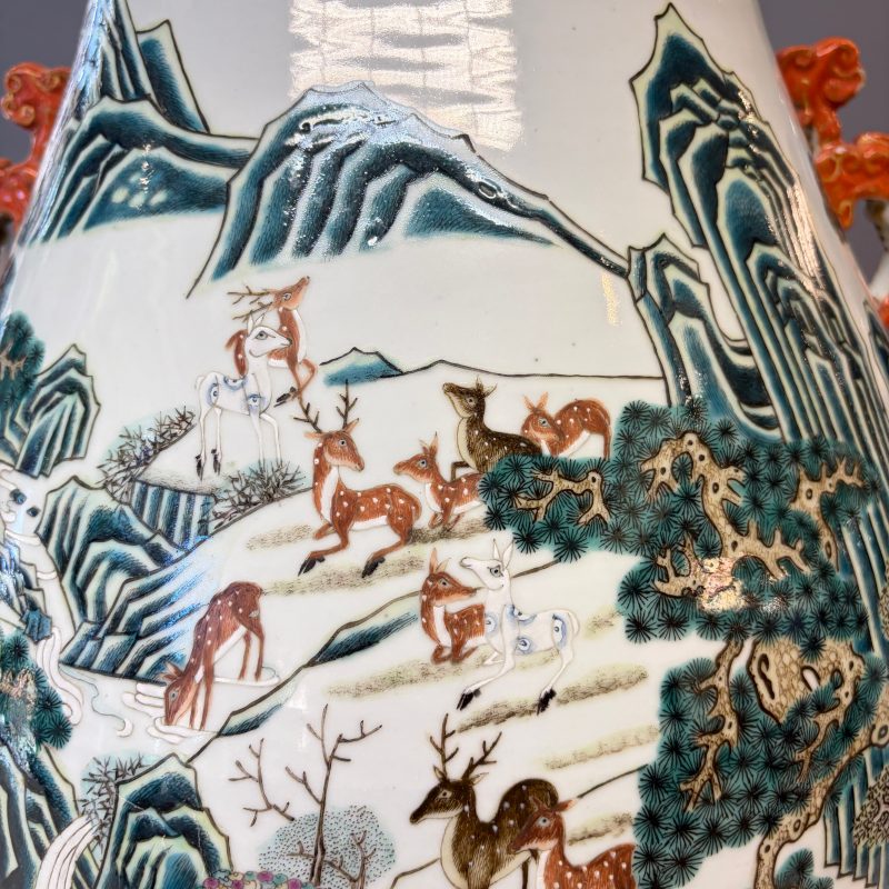 A large Chinese famille rose '100 deer' 'hu' vase - 图27