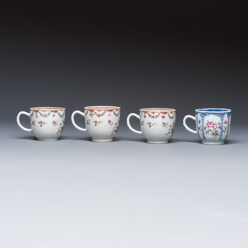11 Chinese famille rose wares, one with gilt-bronze mounts - 图4