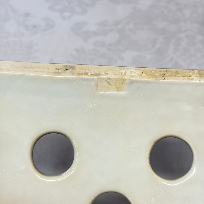 A pair of extremely rare Chinese Canton famille rose bough pots - 图49
