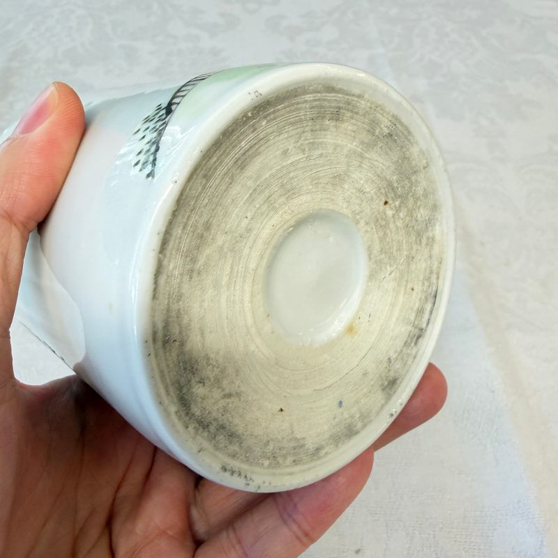 A Chinese qianjiang cai brushpot with figural design - 图16