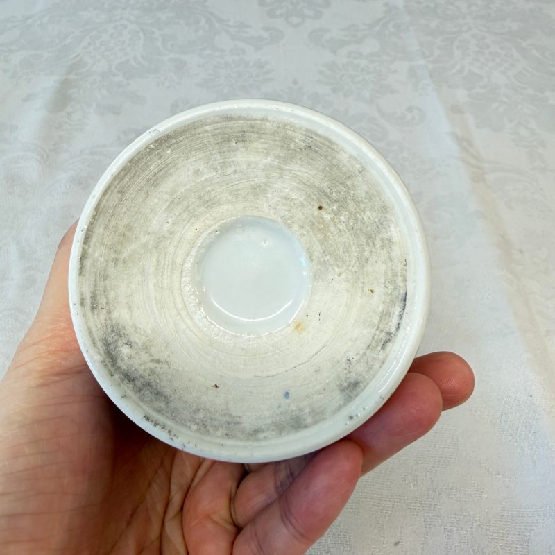 A Chinese qianjiang cai brushpot with figural design - 图15