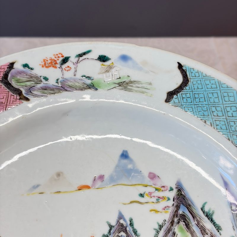 A collection of 13 Chinese famille rose 'Landscape' plates and dishes - 图131