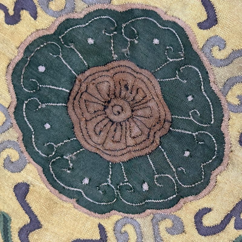 A Chinese kesi panel with floral design - 图18