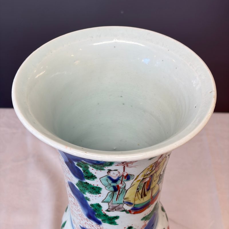 A Chinese wucai 'Gu' vase with Sanxing design - 图23