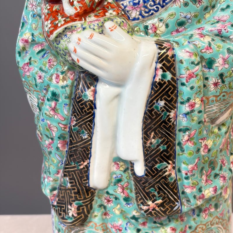 A large Chinese famille rose figure of Fu Xing - 图13